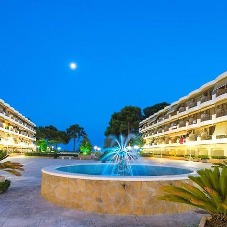Ona Internacional Apartments Камбрильс Экстерьер фото